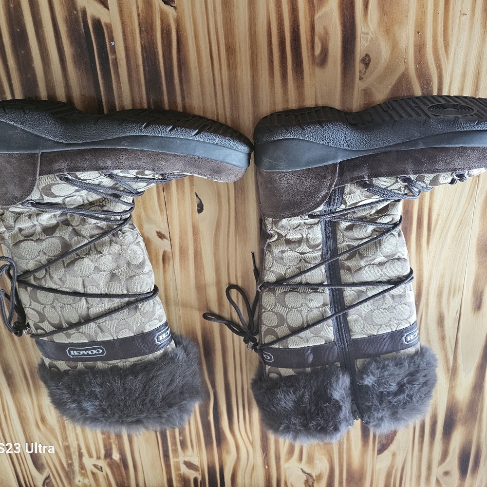 COACH winter boots - Picture 2 of 4
